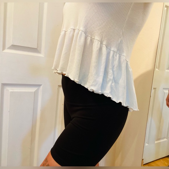 American Eagle Outfitters Tops - 🦅 Soft n Sexy 🇺🇸 Viscose top from AEO Size small 🦅 🇺🇸